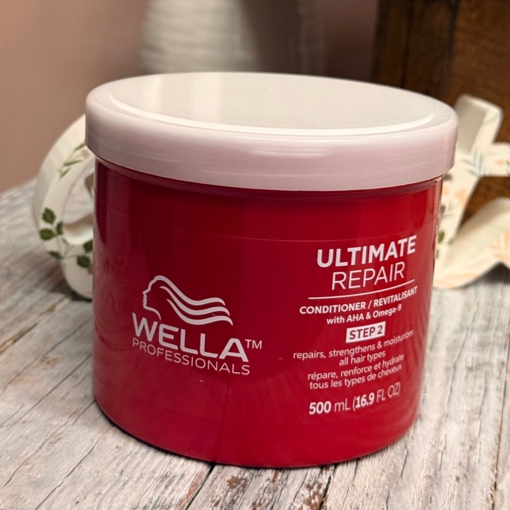 Wella Ultimate Repair Conditioner